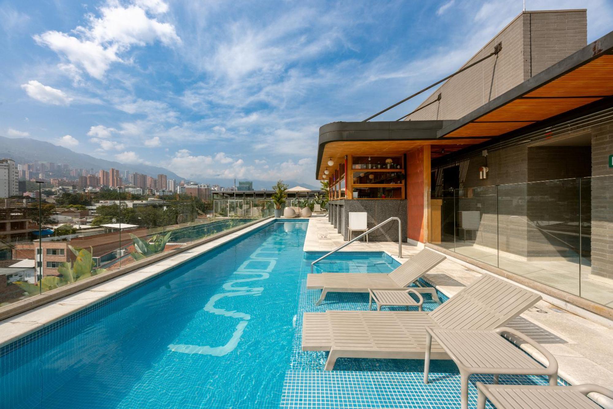 Landmark Hotel เมเดยิน ภายนอก รูปภาพ